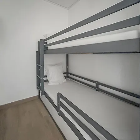 T2 Et Cosy Proche Et Commerces Apartment *